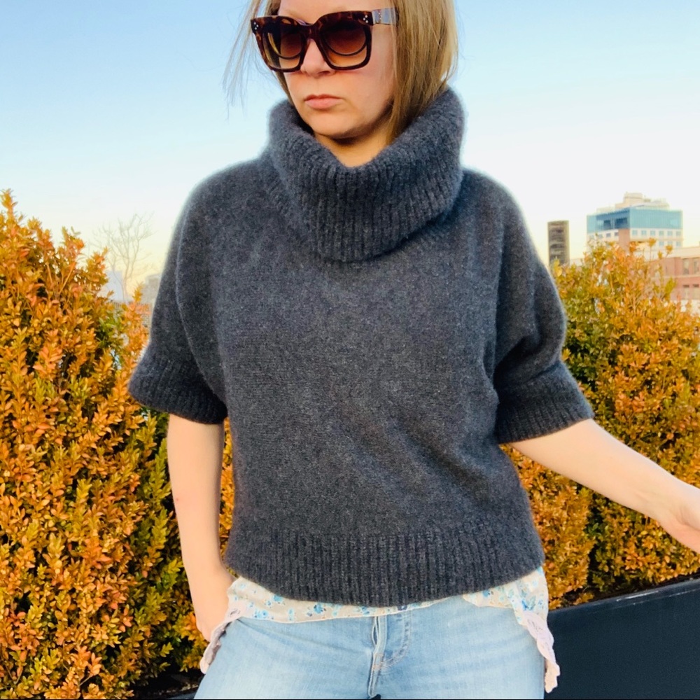 Neiman Marcus Cashmere Cowl Neck Shift Crop Gray Pullover Sweater Oversized